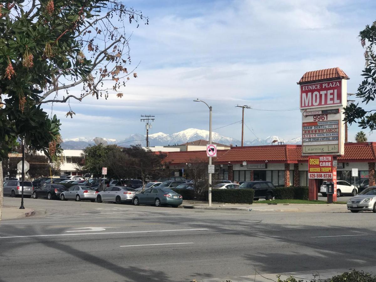 Motel Eunice Plaza
