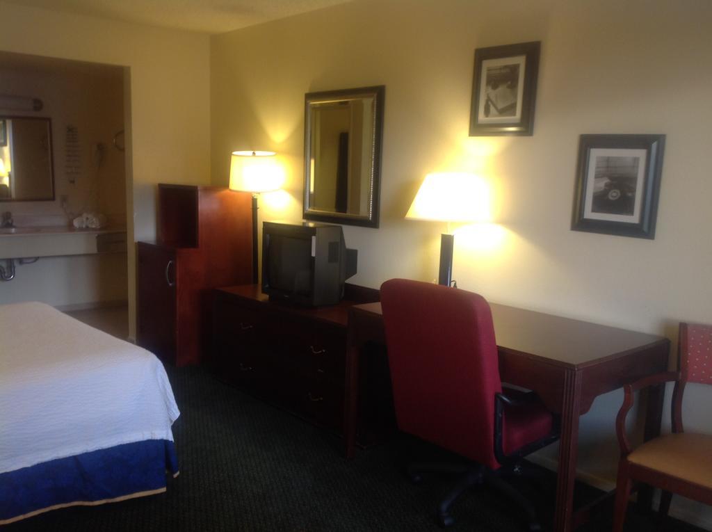 Motel Eunice Plaza